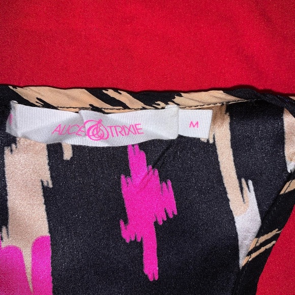 Alice & Trixie Razorback tank - Picture 2 of 3